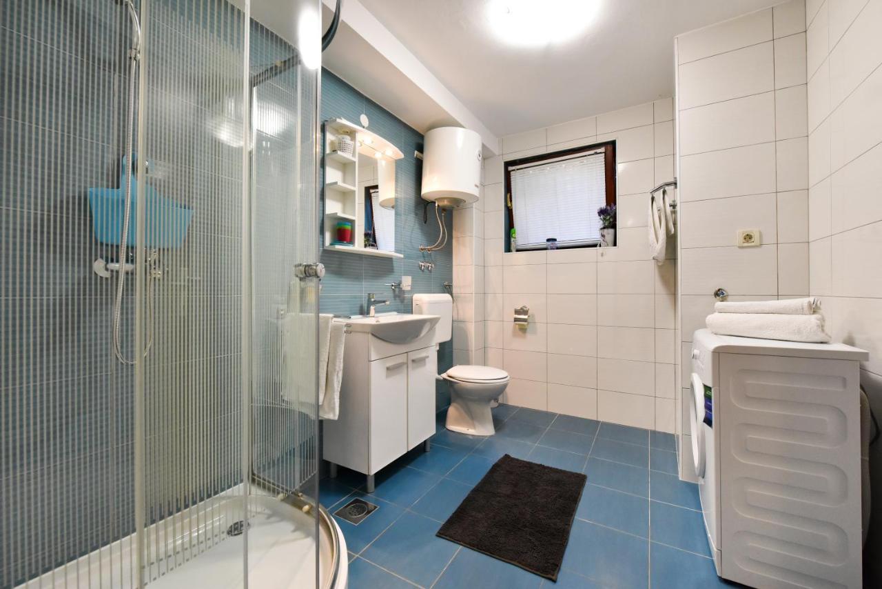 Lovely Apartment In The Groundfloor Zara Esterno foto