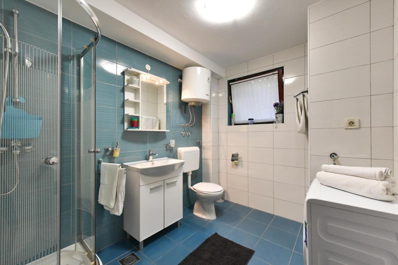 Lovely Apartment In The Groundfloor Zara Esterno foto