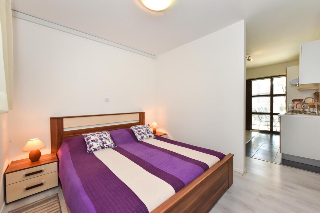 Lovely Apartment In The Groundfloor Zara Esterno foto